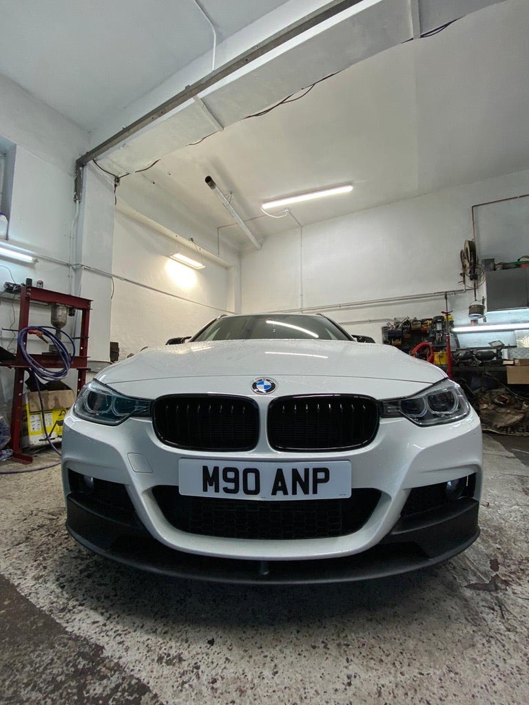 Load image into Gallery viewer, BMW 3 SERIES F30 MATTE BLACK SPLITTER - MP STYLE

