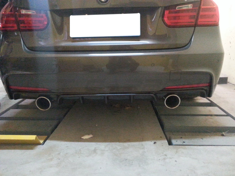 Load image into Gallery viewer, BMW F30 3 SERIES CARBON FIBRE DIFFUSER - MP STYLE - DUAL EXHAUST
