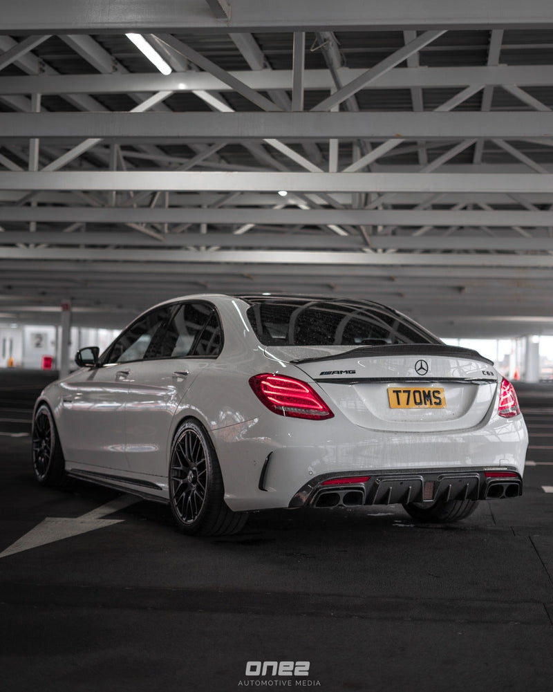 Load image into Gallery viewer, MERCEDES C63 W205 SALOON FULL CARBON FIBRE KIT - B STYLE - CT Carbon
