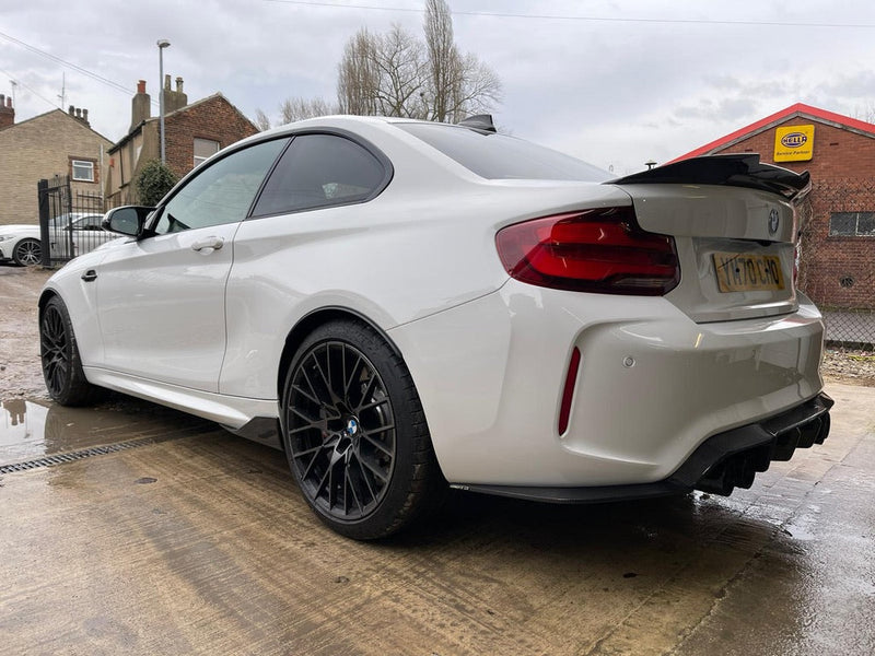 Load image into Gallery viewer, BMW F87 M2 (OG) FULL CARBON FIBRE KIT - V STYLE
