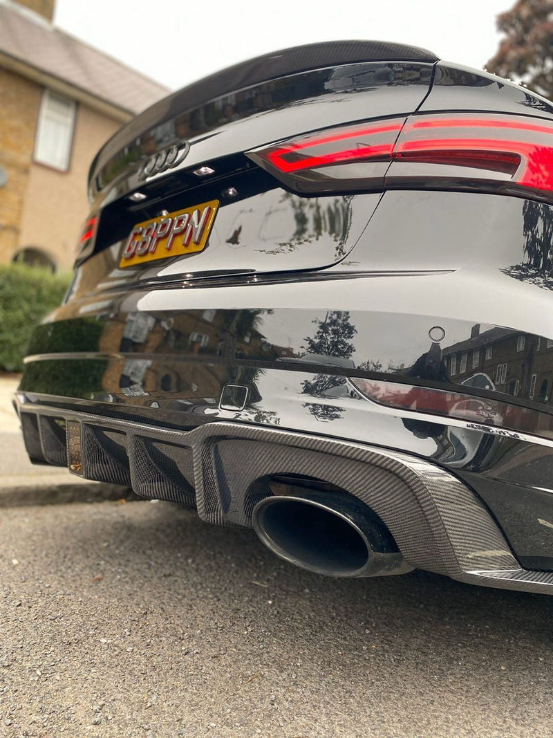 Load image into Gallery viewer, AUDI RS3 8V FACELIFT FULL CARBON FIBRE KIT
