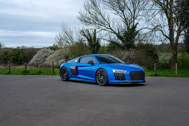 Load image into Gallery viewer, AUDI R8 V10 GEN 2 CARBON FIBRE SPLITTER - V STYLE
