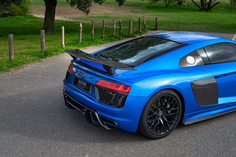 Load image into Gallery viewer, AUDI R8 V10 GEN 2 CARBON FIBRE KIT - V STYLE
