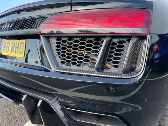 AUDI R8 V10 GEN 2 CARBON FIBRE REAR SIDE GRILLES